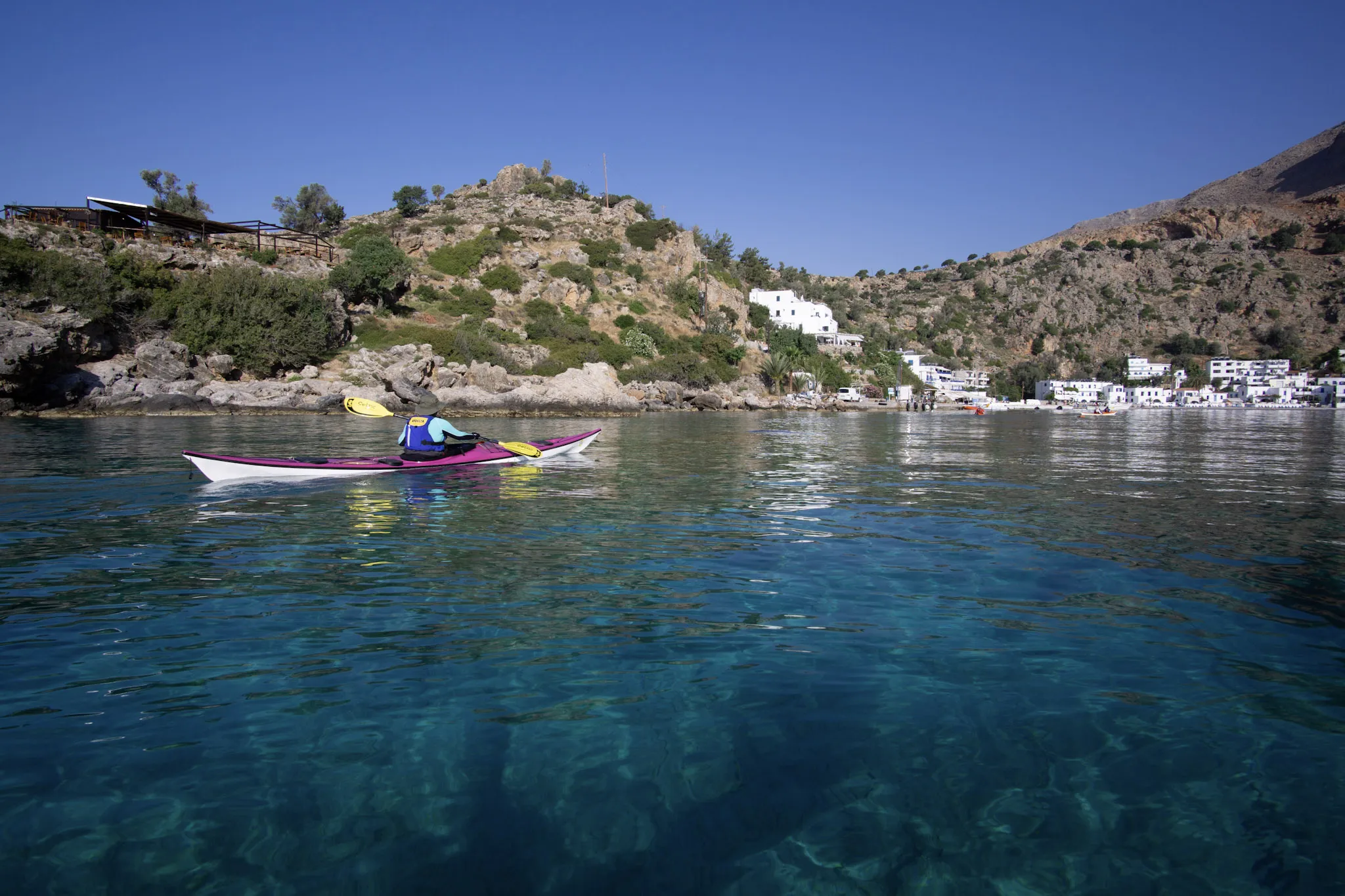 A-guide-to-sea-kayaking-in-greece11